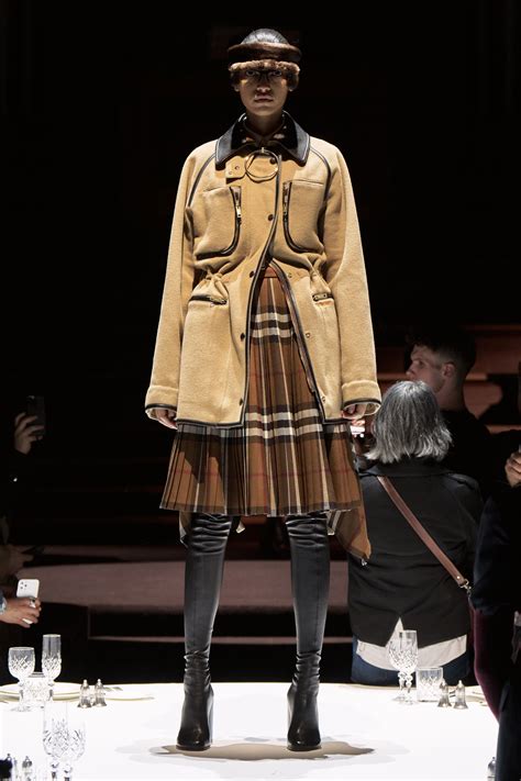 burberry fall 2022 collection|Burberry fashion show.